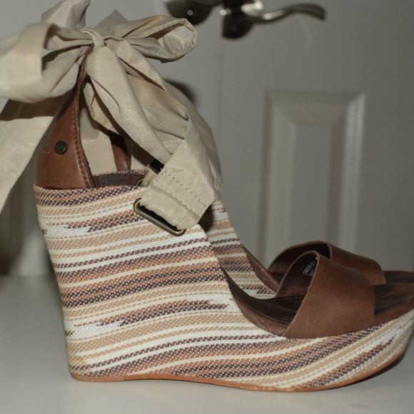 UGG Shoes - UGG lace up wedges